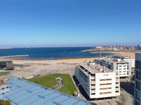 Playa, terraza, vistas al mar, garaje, estación AVE a 5 min andando